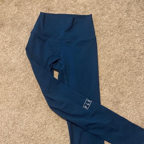Fleo Pants - Fleo Deep Blue Ankle Leggings